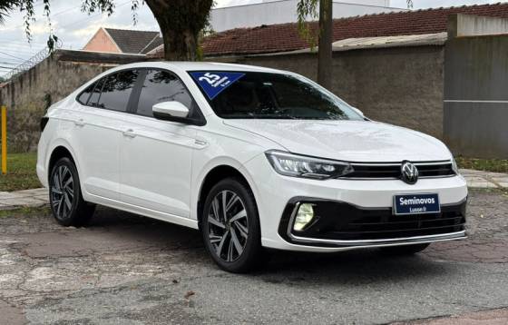 VOLKSWAGEN VIRTUS 1.0 200 TSI HIGHLINE AUTOMÁTICO